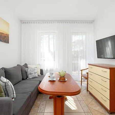 Komfortowy Z Balkonem Blisko Plazy W Miedzyzdrojach By Renters Apartman Międzyzdroje