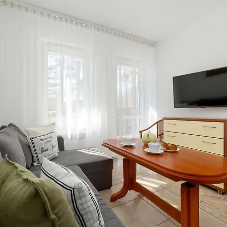 Komfortowy Z Balkonem Blisko Plazy W Miedzyzdrojach By Renters Apartman Międzyzdroje