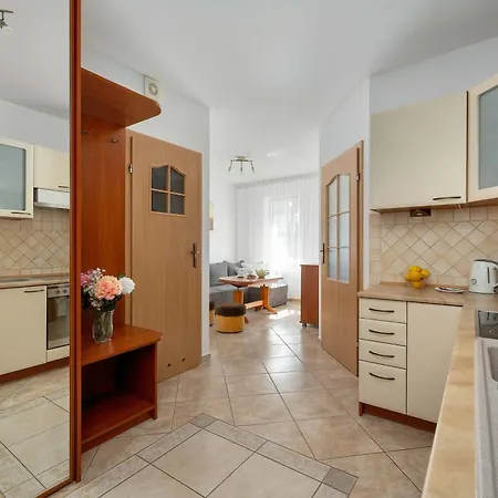 Komfortowy Z Balkonem Blisko Plazy W Miedzyzdrojach By Renters Międzyzdroje